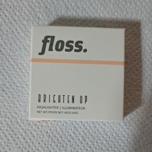 Brighten Up Highlighter - White